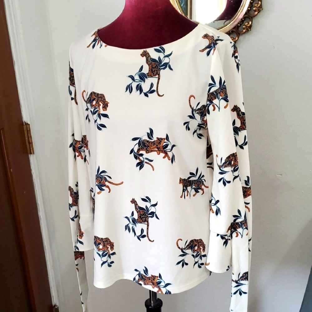 Ann Taylor Factory Leopard Design Women's Dress Shirt Size L